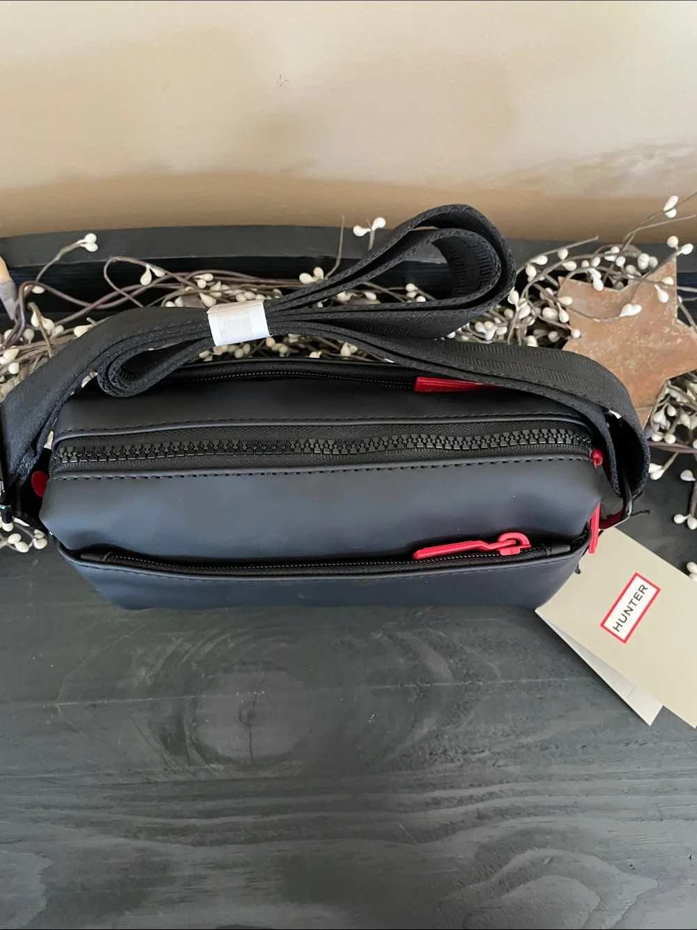 NWT Hunter Black Crossbody Water Resistant Bag with Red Logo Accent 9”x6.5”